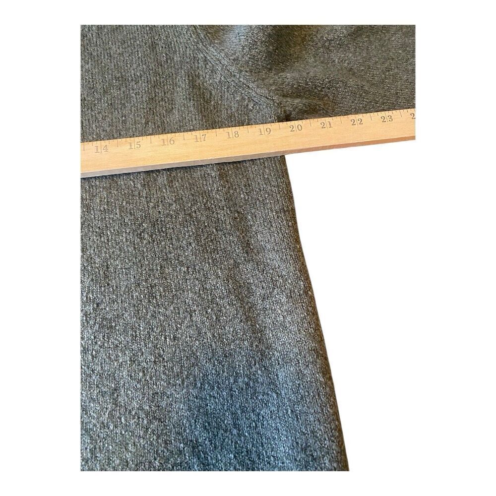 NWT Old Navy Greenish Soft Button SWEATER M Tall - Picture 7 of 10